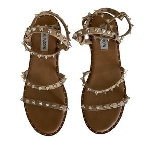 Steve Madden | 7.5 studded silver and tan sandals gladiator style